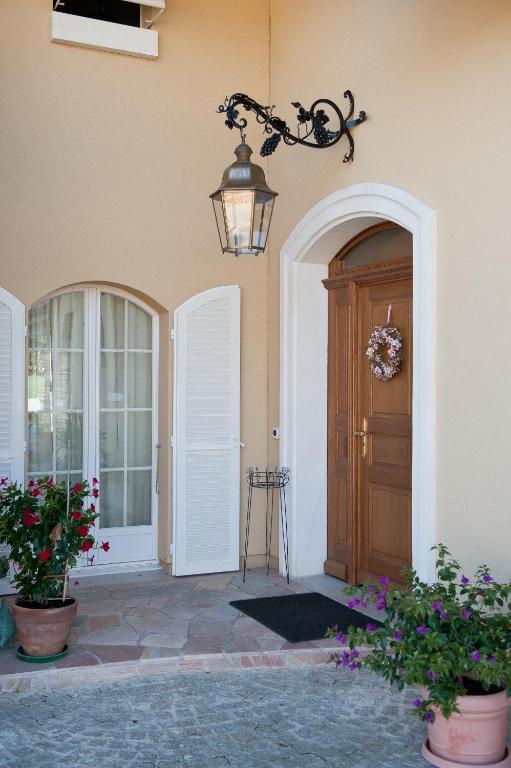 Le Lierre B&B Genolier ภายนอก รูปภาพ
