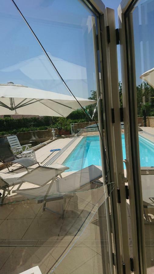 Le Lierre B&B Genolier ภายนอก รูปภาพ